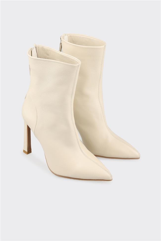 Bej Deri Kadın Klasik Bot