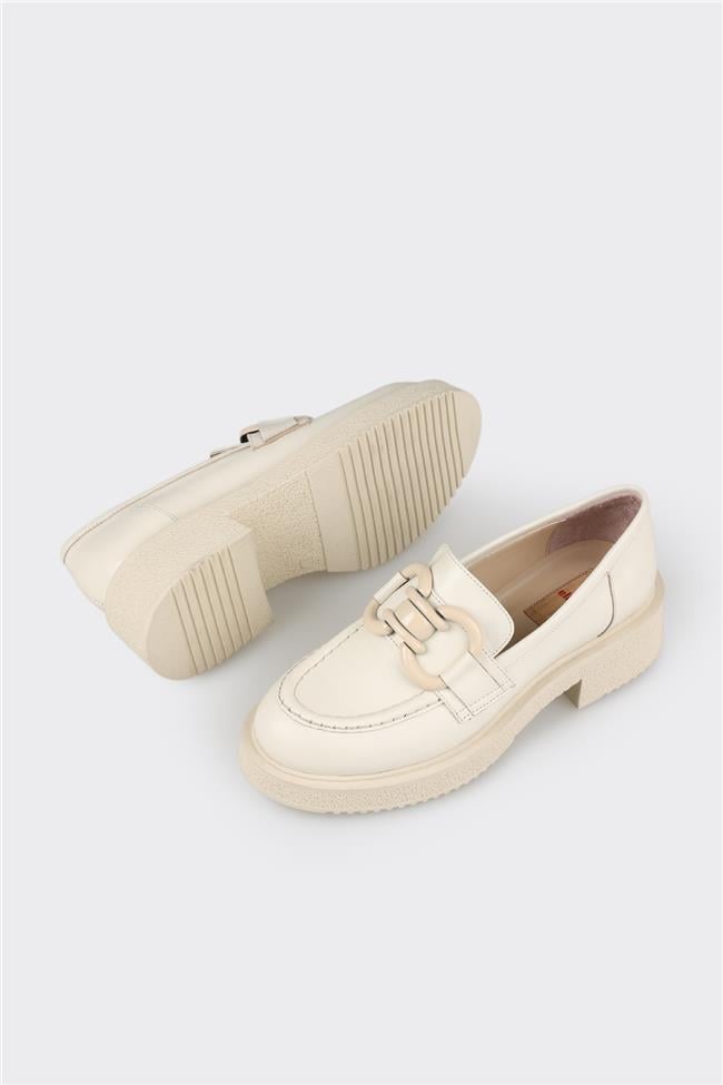 Bej Deri Kadın Loafer