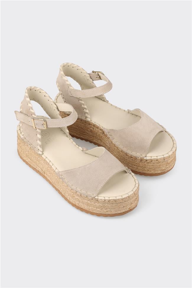 Bej Deri Kadın Sandalet