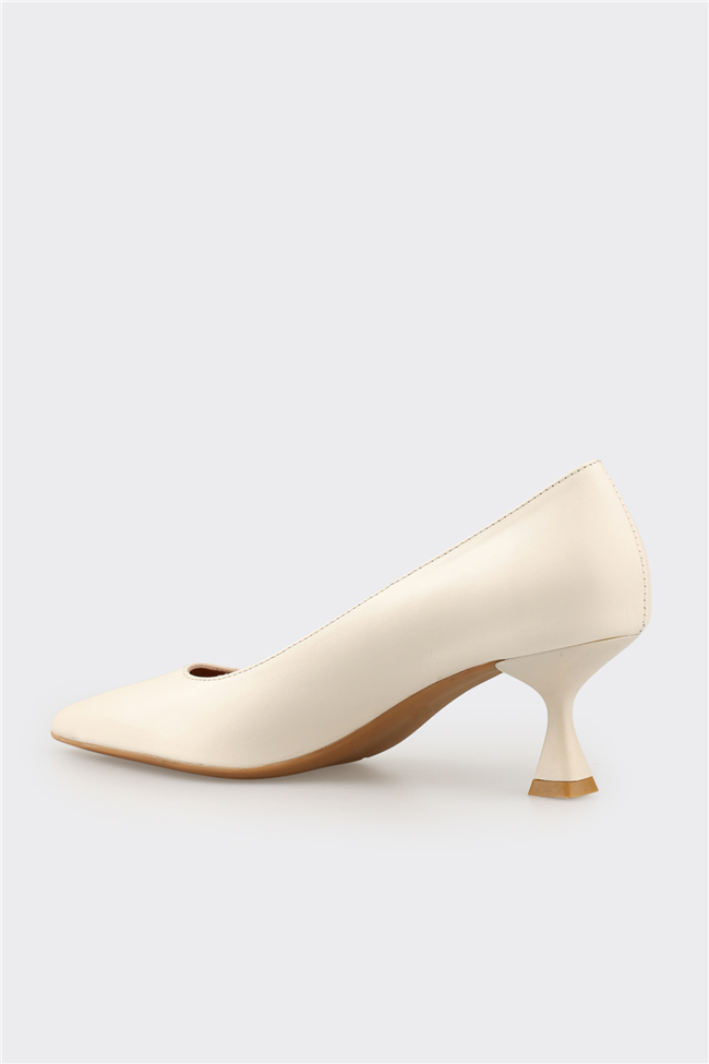 Bej Deri Kadın Stiletto