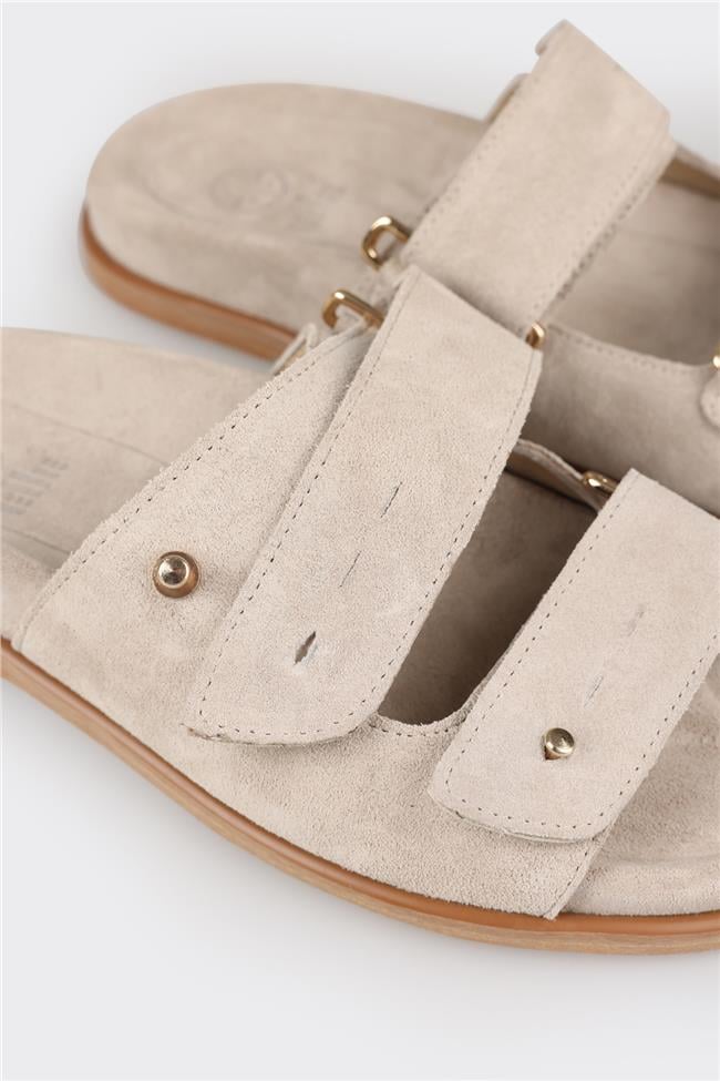 Bej Deri Kadın Terlik