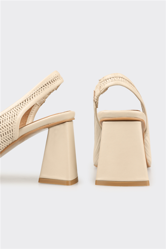 Bej Deri Kadın Topuklu Ayakkabı