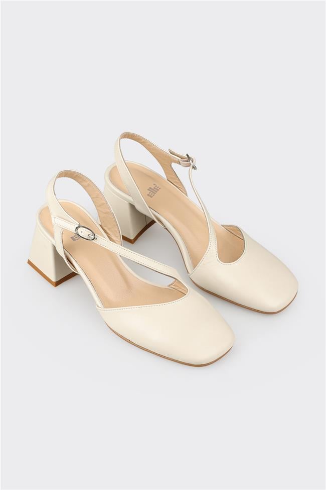 Bej Deri Kadın Topuklu Ayakkabı