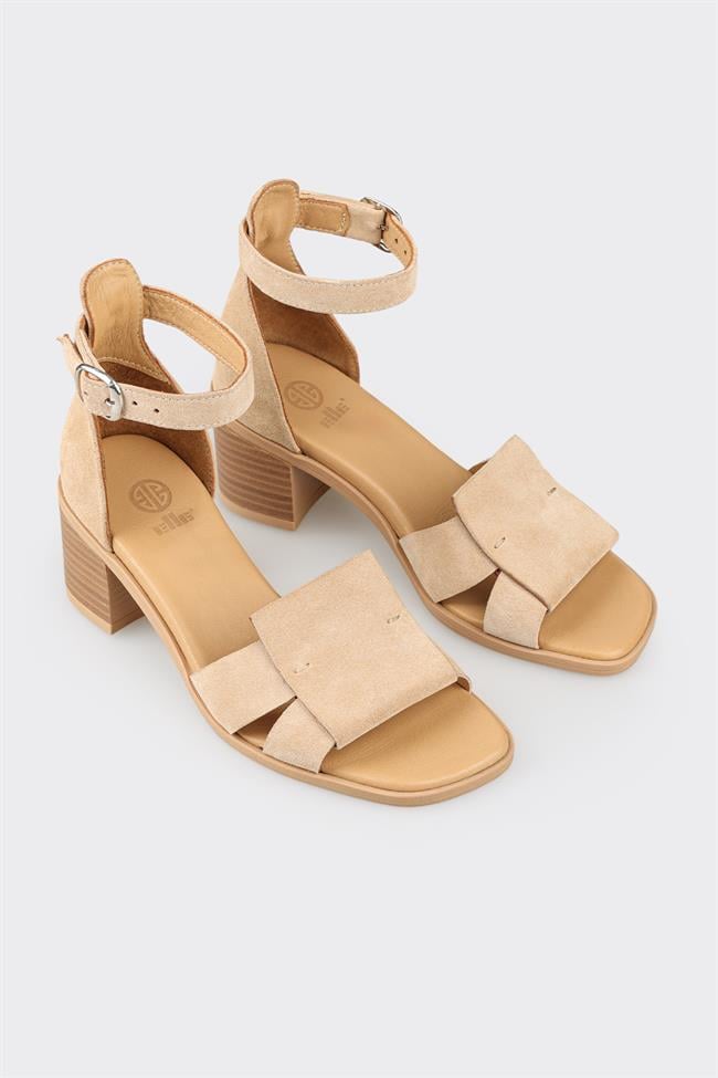 Bej Deri Kadın Topuklu Sandalet
