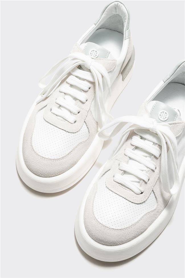 Beyaz Deri Kadın Spor Ayakkabı