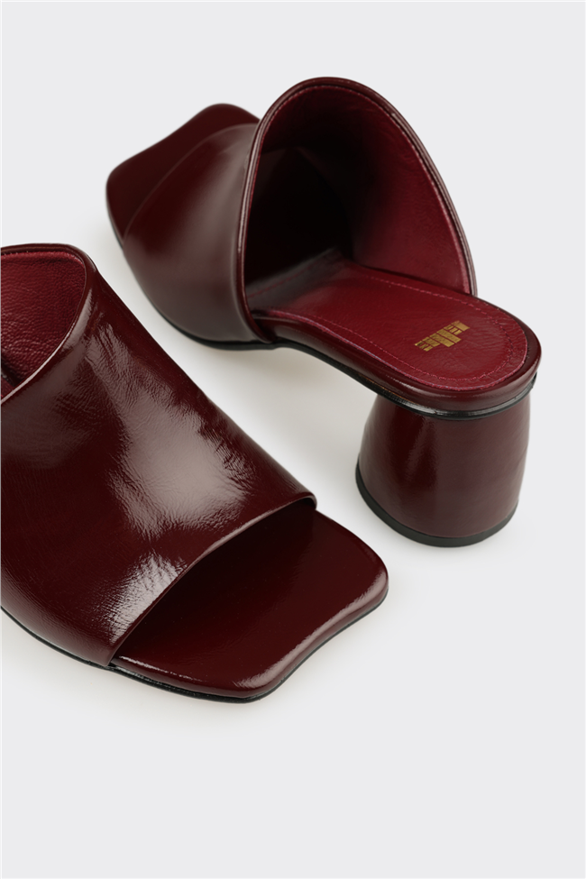 Bordo Deri Kadın Terlik