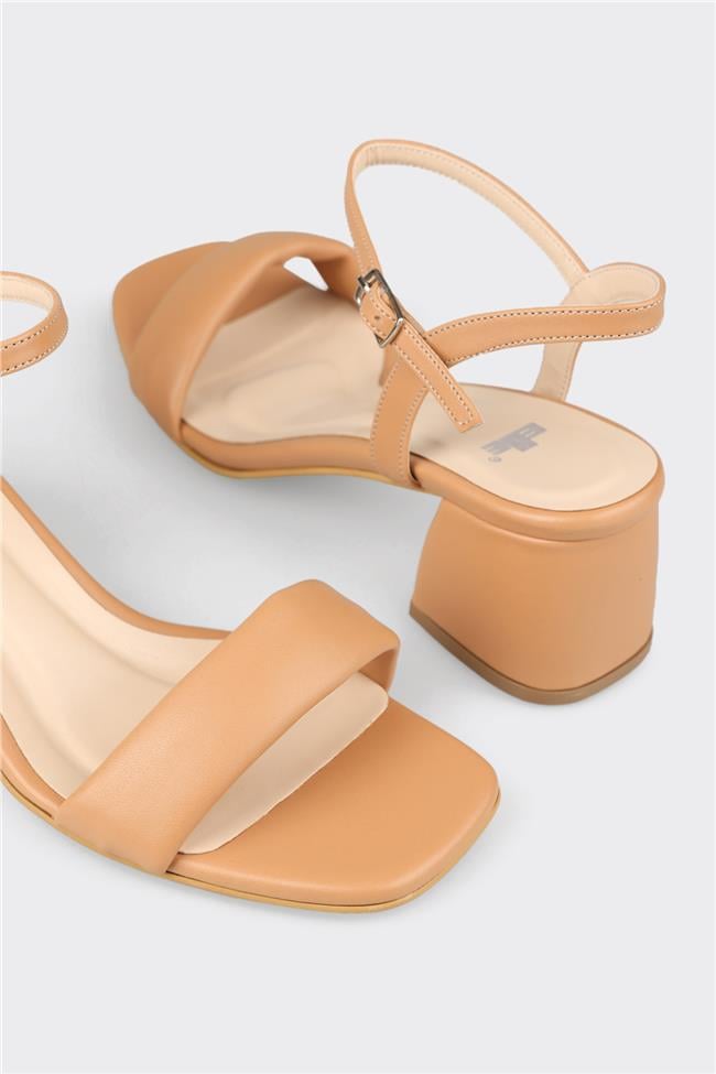 Camel Kadın Günlük Sandalet