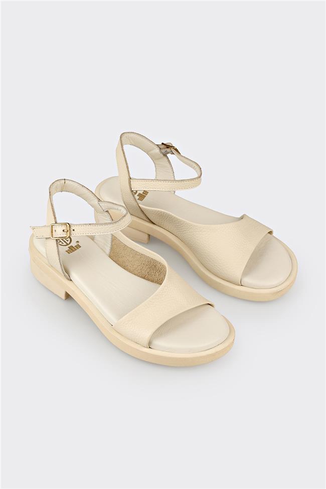 Ekru Deri Kadın Düz Sandalet