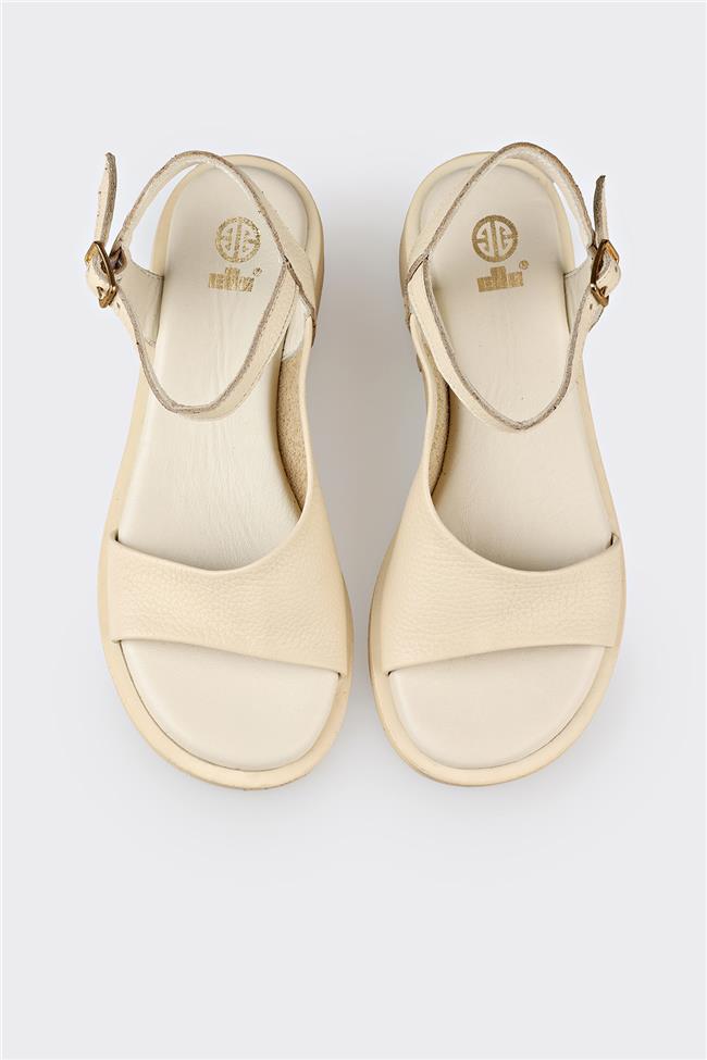 Ekru Deri Kadın Düz Sandalet
