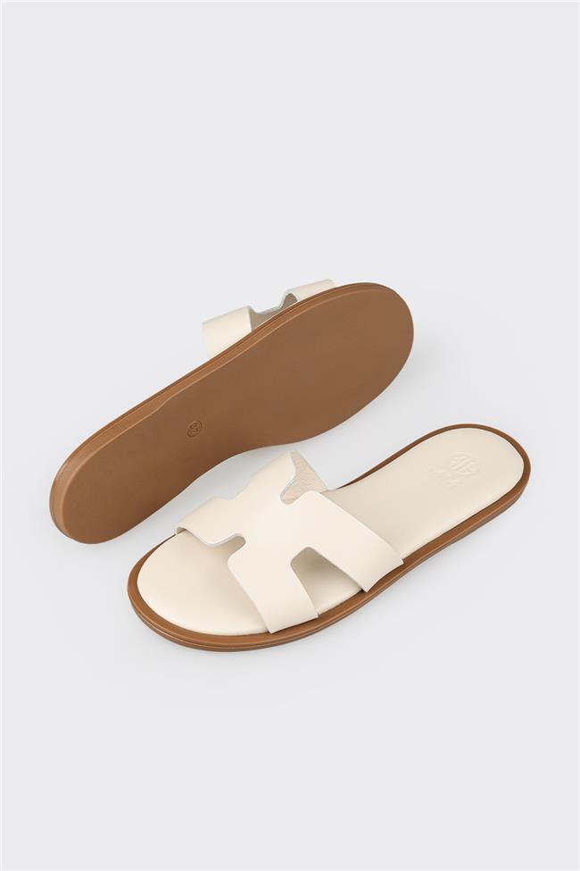 Ekru Deri Kadın Düz Terlik