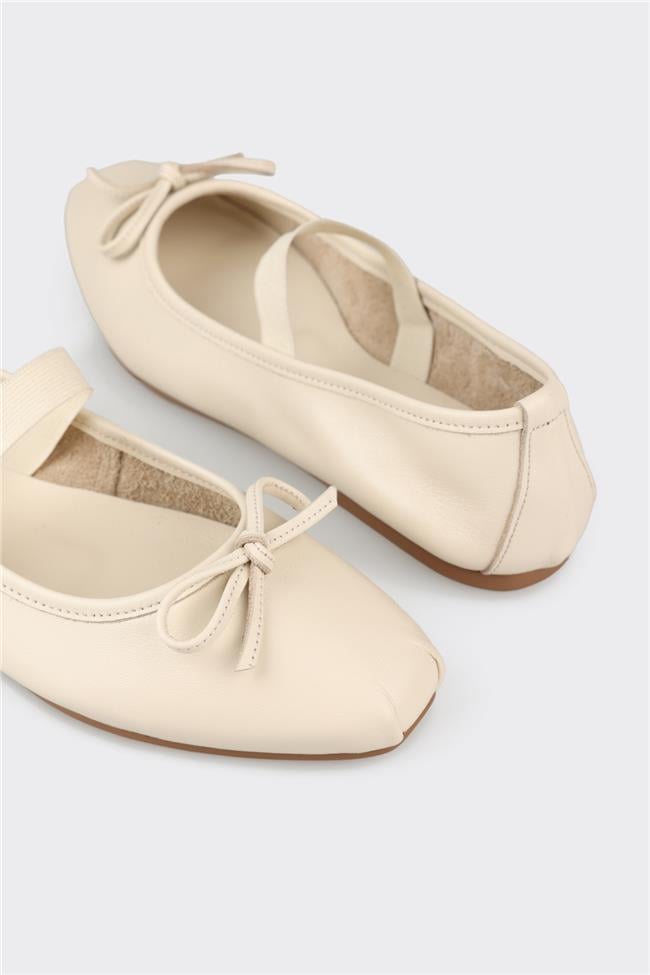 Ekru Deri Kadın Günlük Ayakkabı
