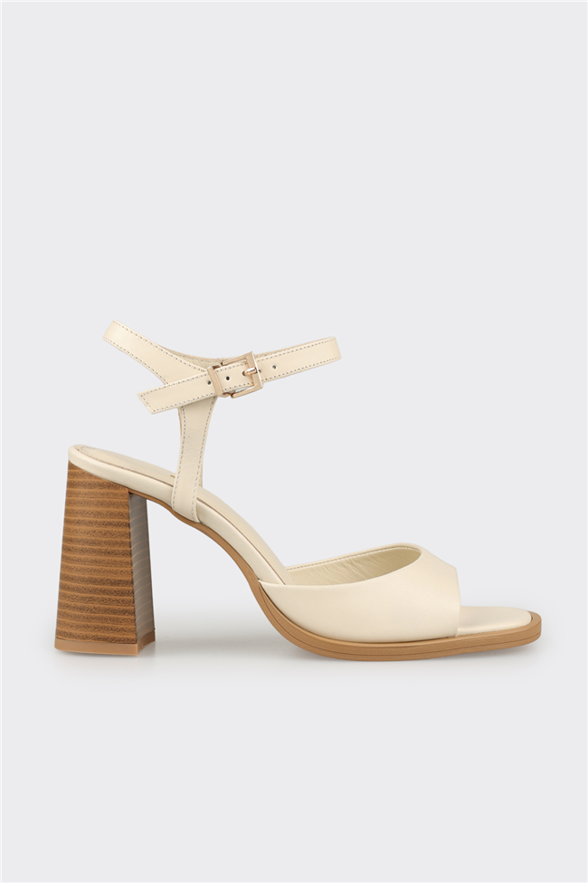 Ekru Deri Kadın Sandalet