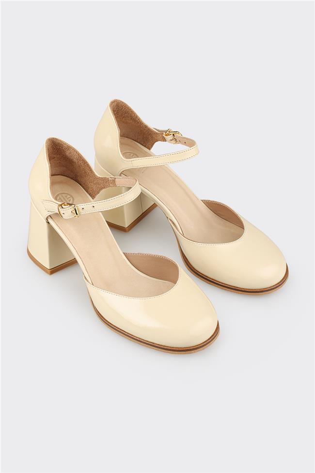 Ekru Deri Kadın Topuklu Ayakkabı