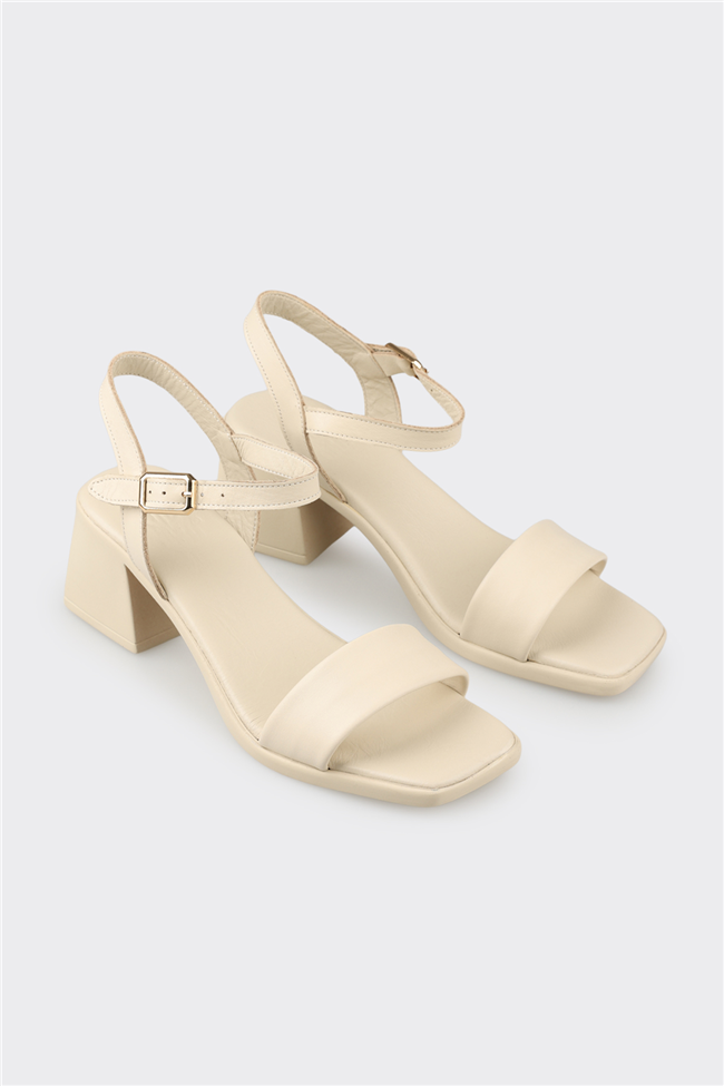 Ekru Deri Kadın Topuklu Sandalet