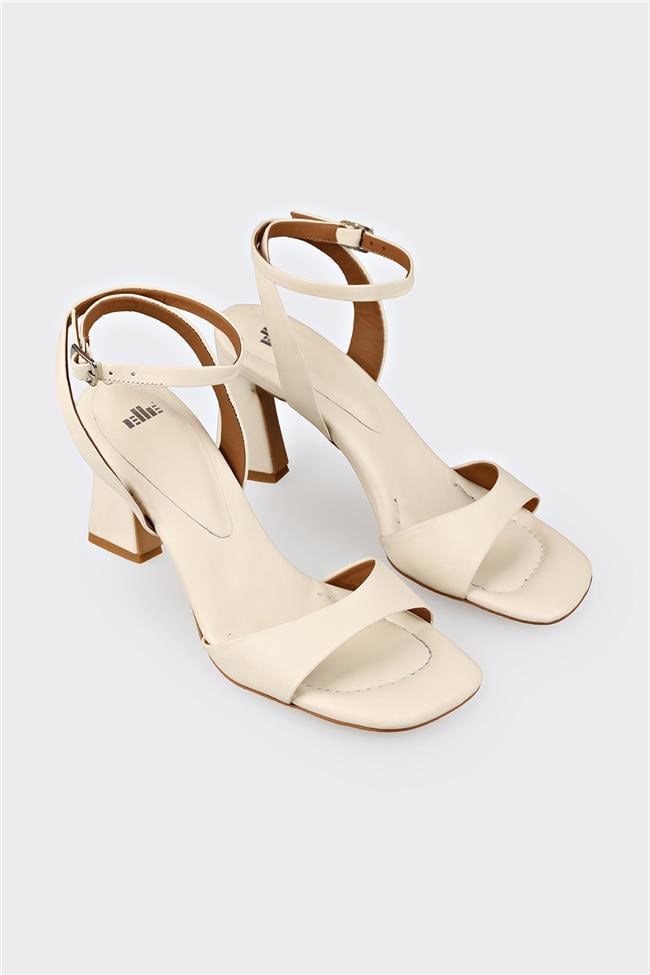 Ekru Deri Kadın Topuklu Sandalet