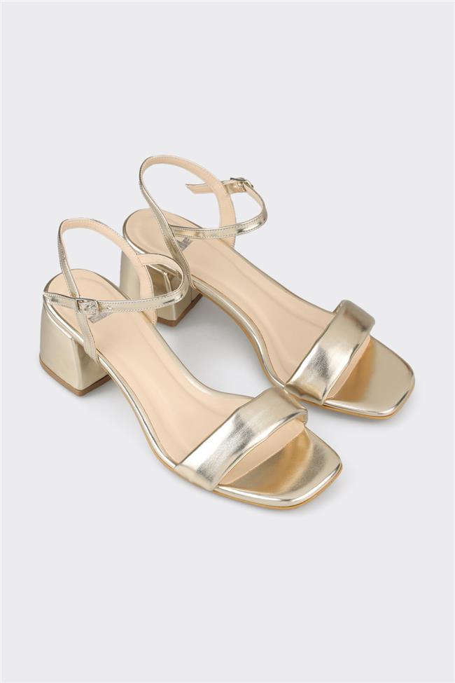 Gold Kadın Günlük Sandalet