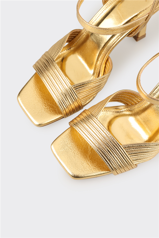 Gold Kadın Topuklu Sandalet