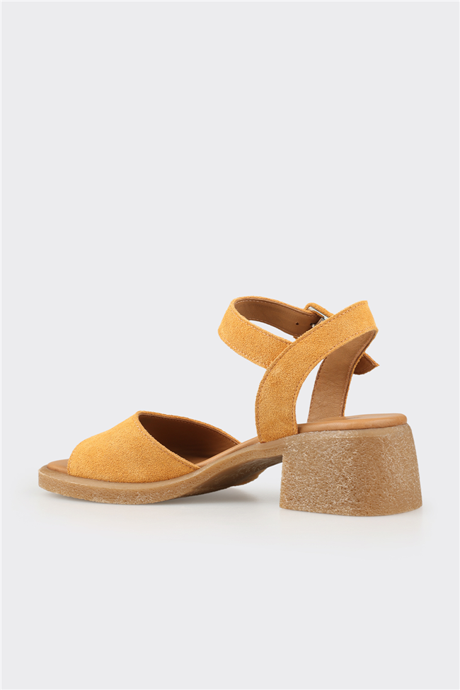 Hardal Deri Kadın Sandalet