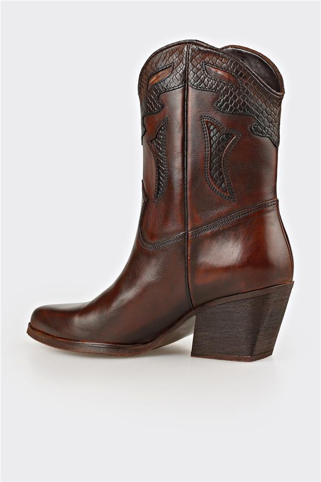 Kahve Deri Kadın Bot