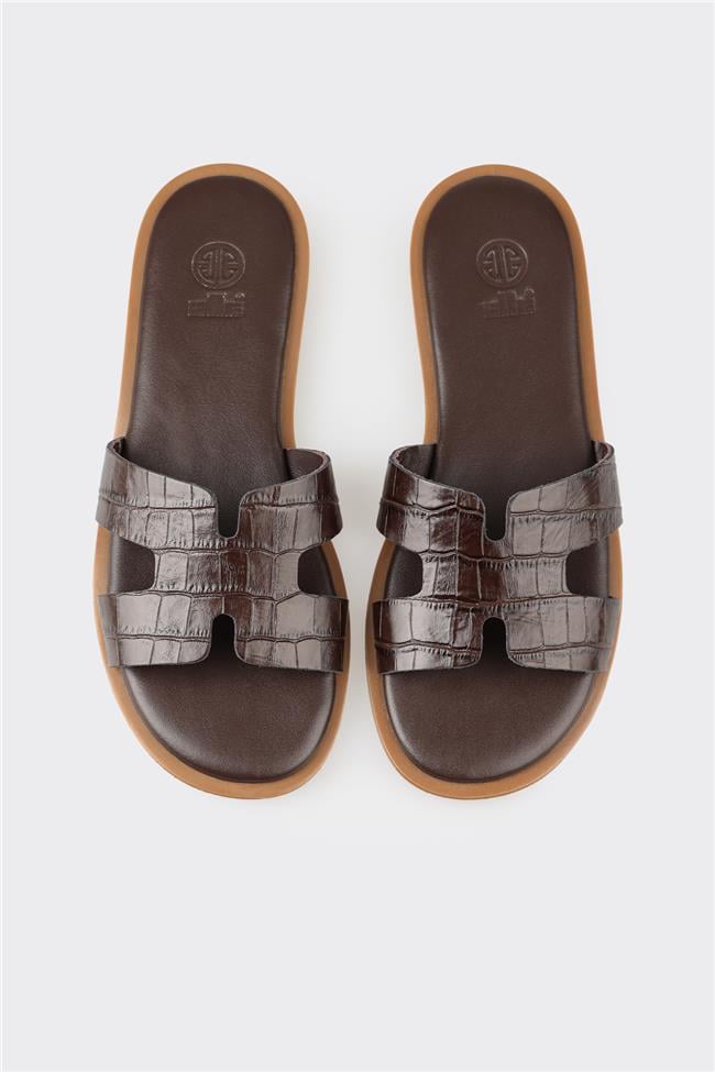 Kahve Deri Kadın Düz Terlik