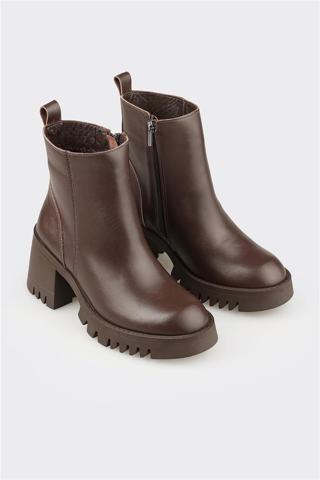 Kahve Deri Kadın Günlük Bot