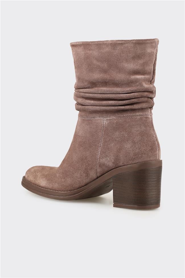 Kahve Deri Kadın Günlük Bot