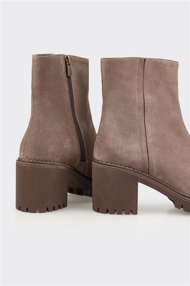 Kahve Deri Kadın Günlük Bot