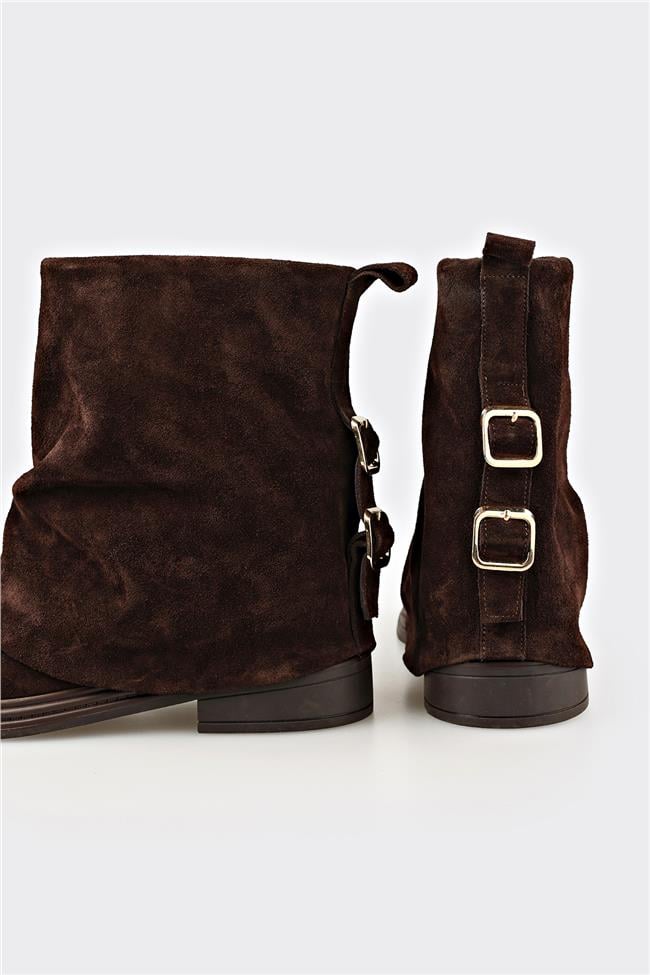 Kahve Deri Kadın Günlük Bot