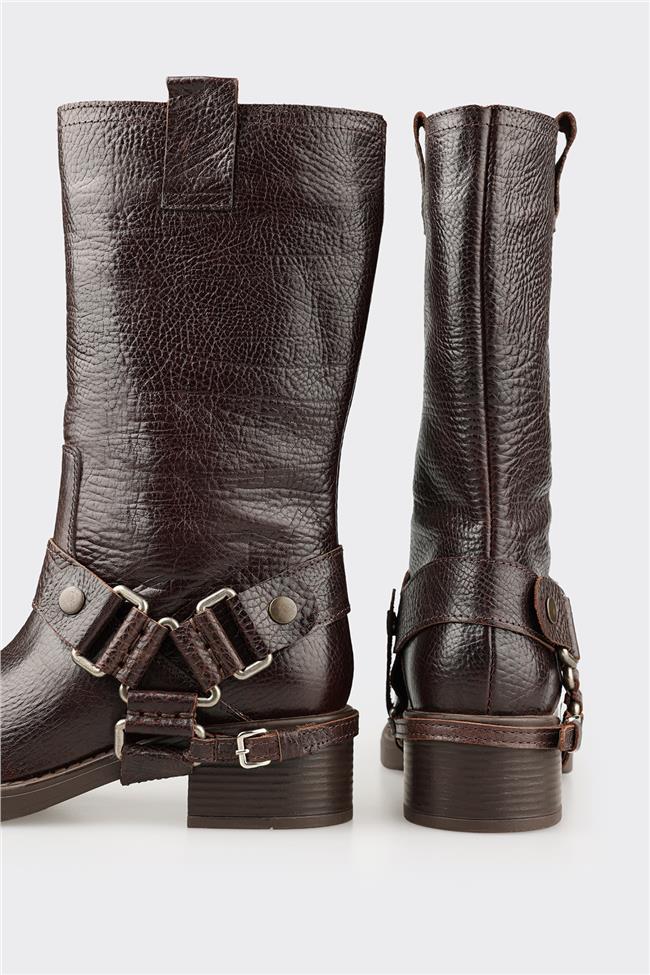 Kahve Deri Kadın Günlük Bot