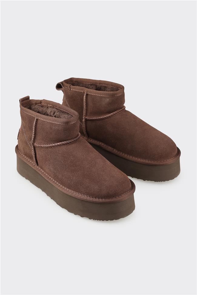 Kahve Deri Kadın Günlük Bot