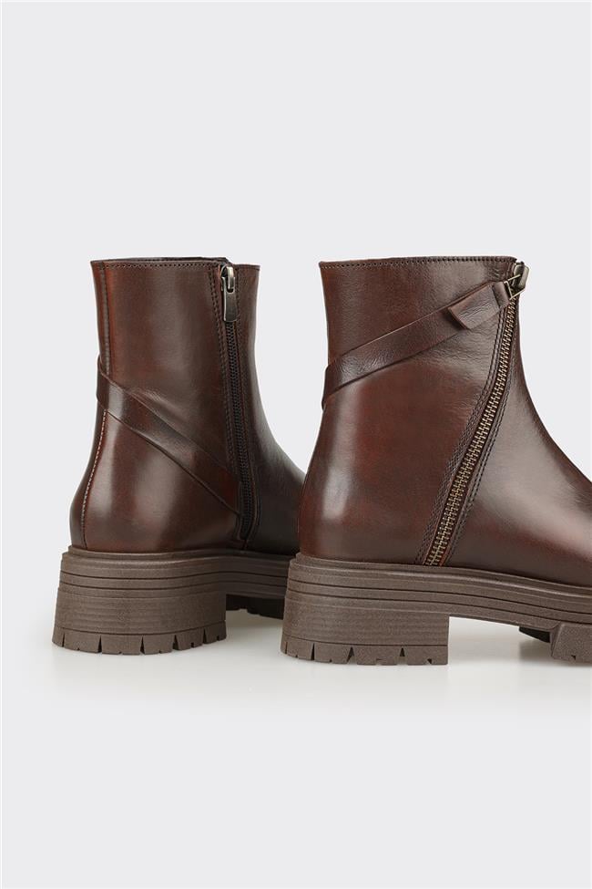 Kahve Deri Kadın Günlük Bot