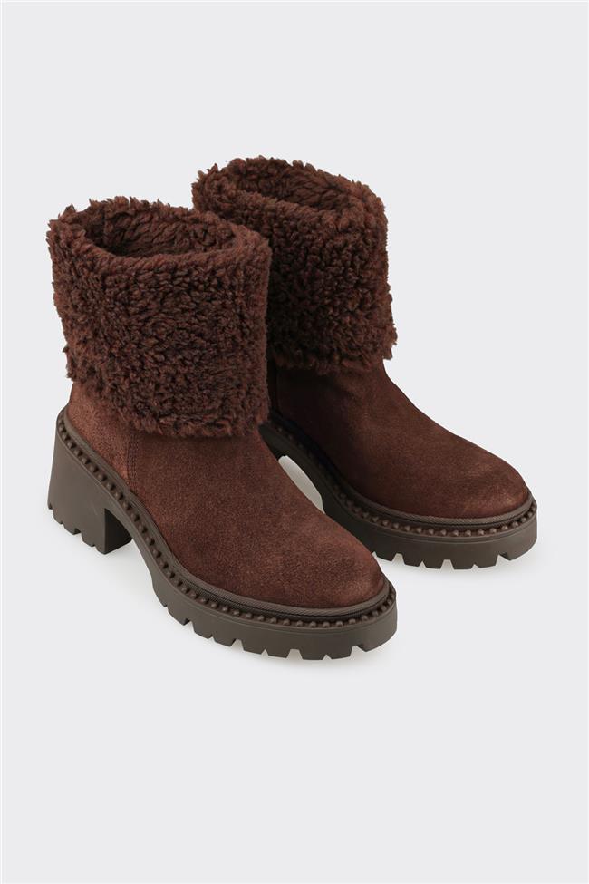 Kahve Deri Kadın Günlük Bot