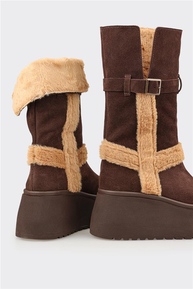 Kahve Deri Kadın Günlük Bot