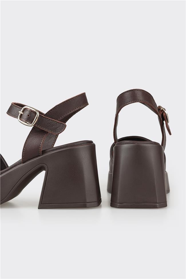 Kahve Deri Kadın Günlük Sandalet