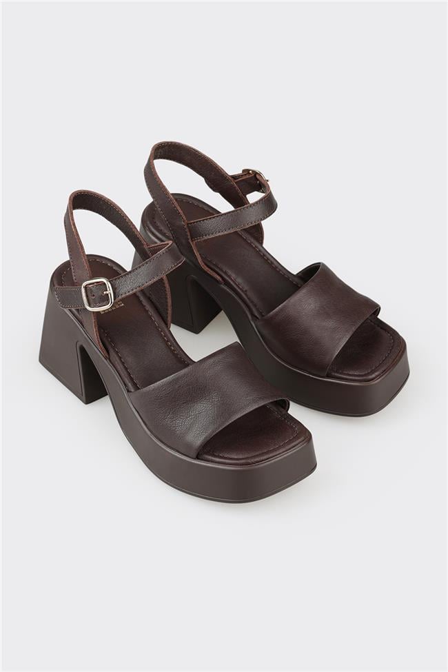 Kahve Deri Kadın Günlük Sandalet
