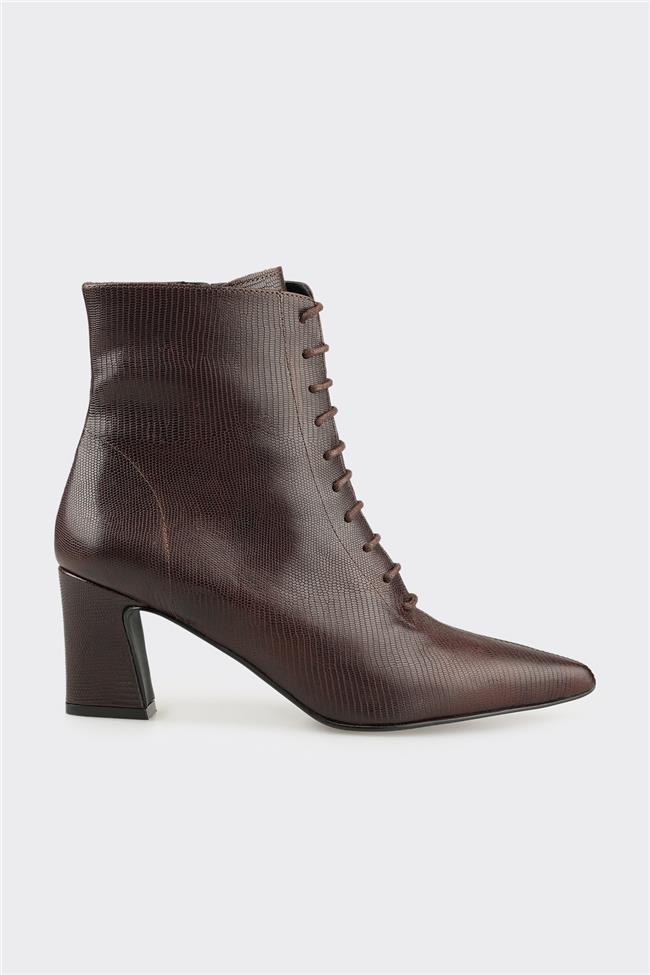 Kahve Deri Kadın Klasik Bot