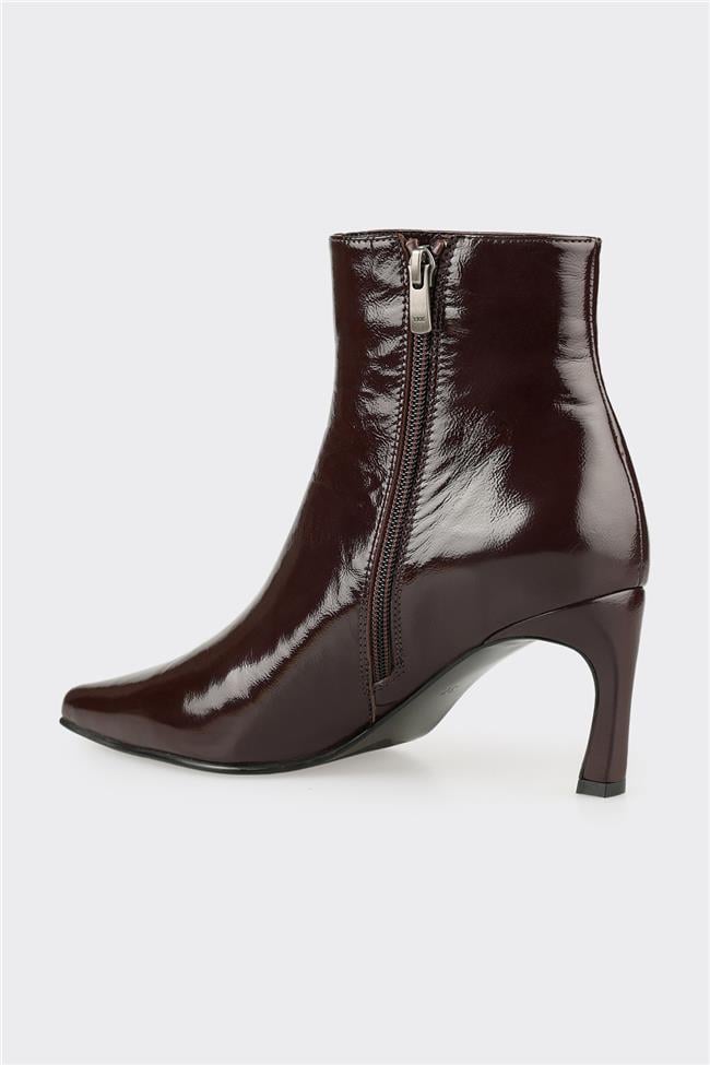 Kahve Deri Kadın Klasik Bot