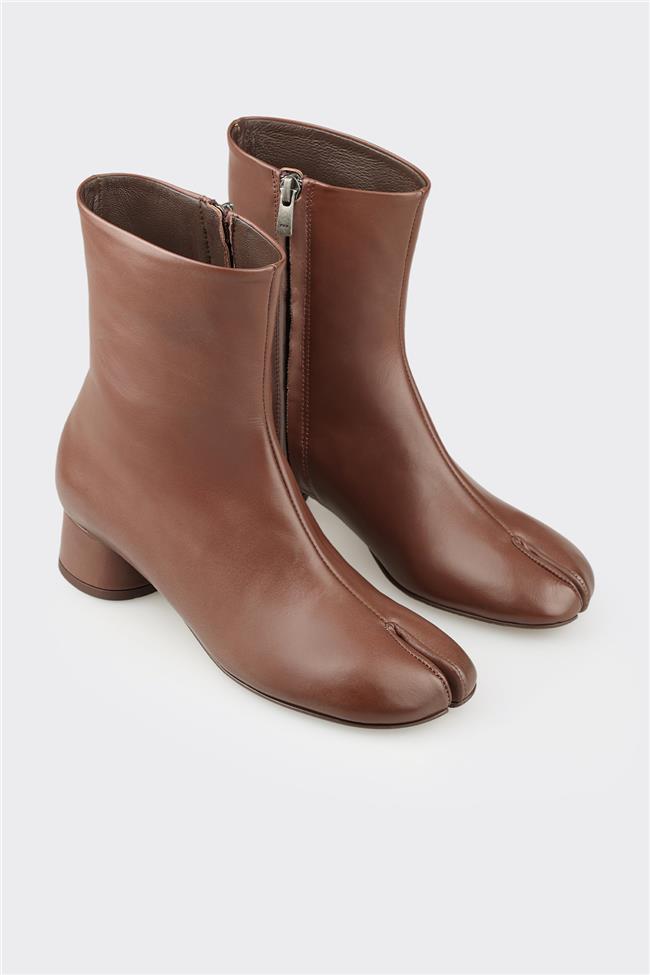 Kahve Deri Kadın Klasik Bot