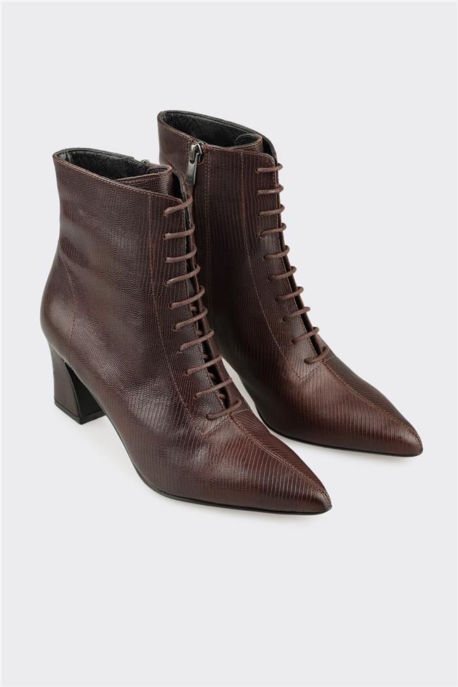 Kahve Deri Kadın Klasik Bot