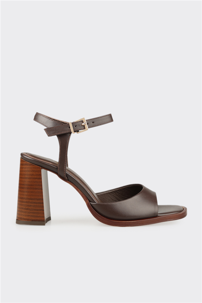 Kahve Deri Kadın Sandalet
