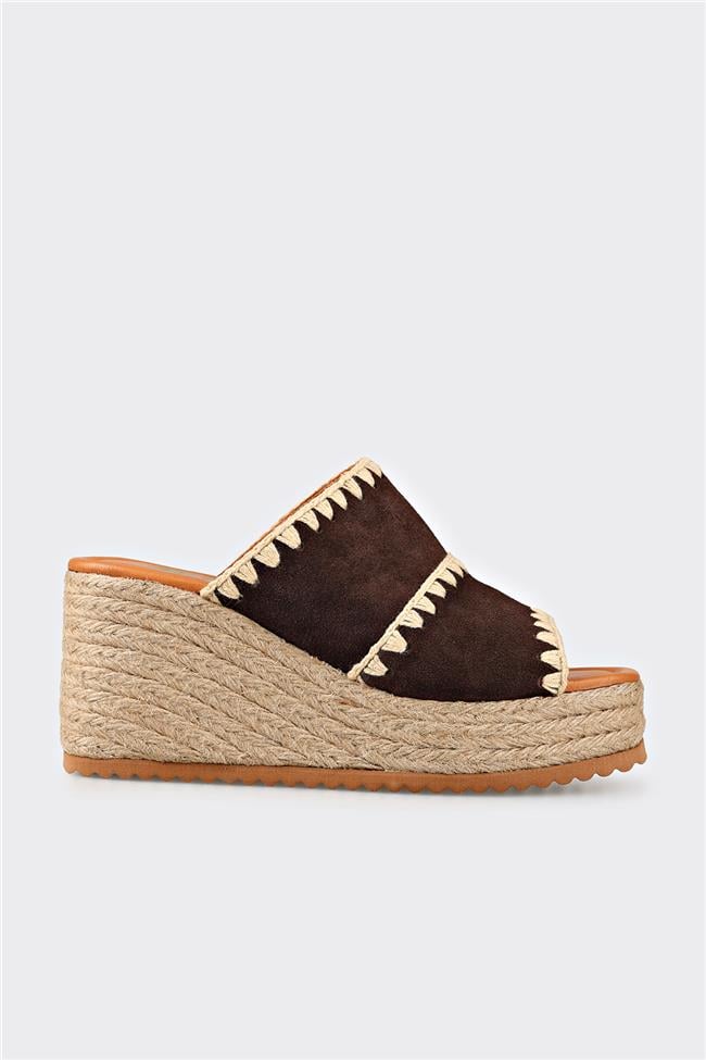 Kahve Deri Kadın Terlik