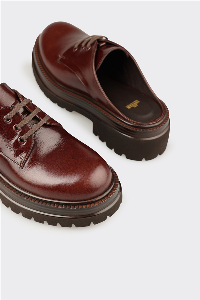 Kahve Deri Kadın Terlik