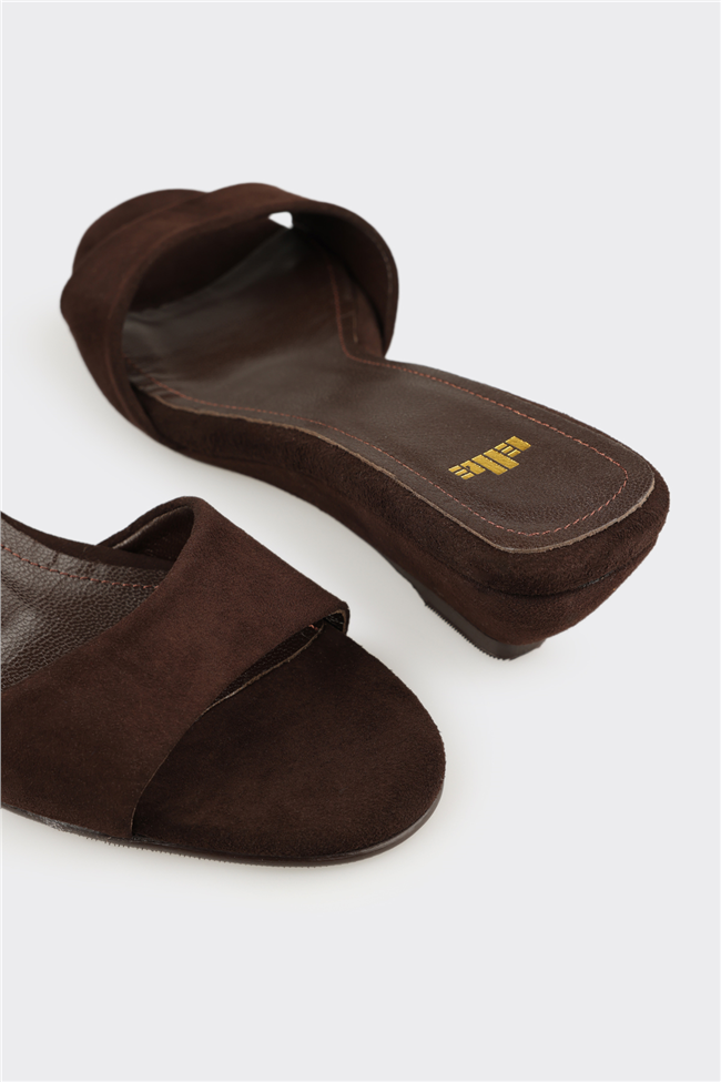 Kahve Deri Kadın Terlik