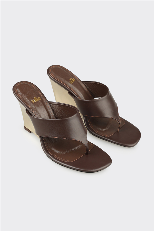 Kahve Deri Kadın Terlik