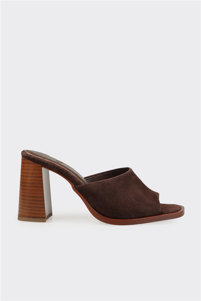 Kahve Deri Kadın Terlik