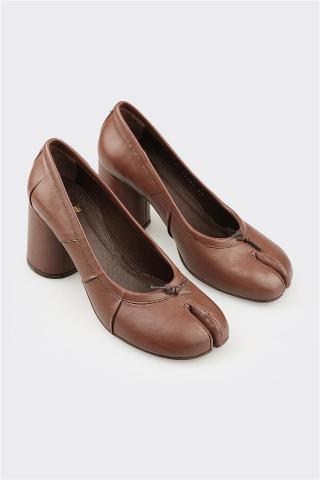 Kahve Deri Kadın Topuklu Ayakkabı