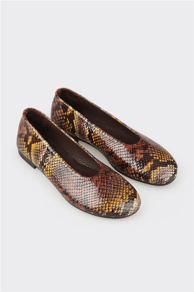 Kahve Hayvan Desenli Deri Kadın Günlük Ayakkabı