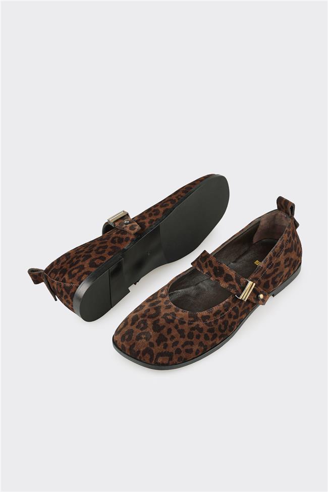 Kahve Hayvan Desenli Deri Kadın Günlük Ayakkabı