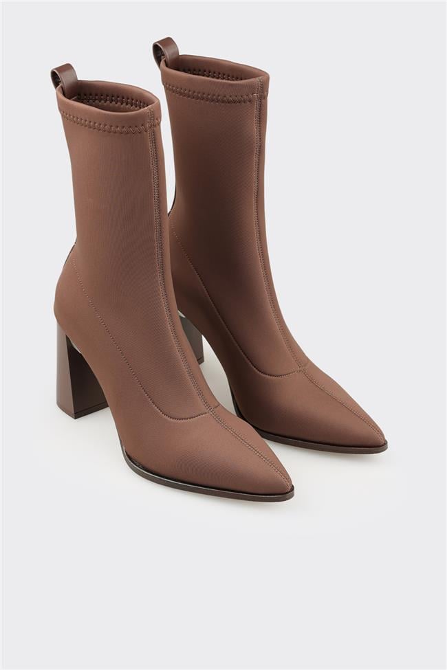 Kahve Kadın Klasik Bot