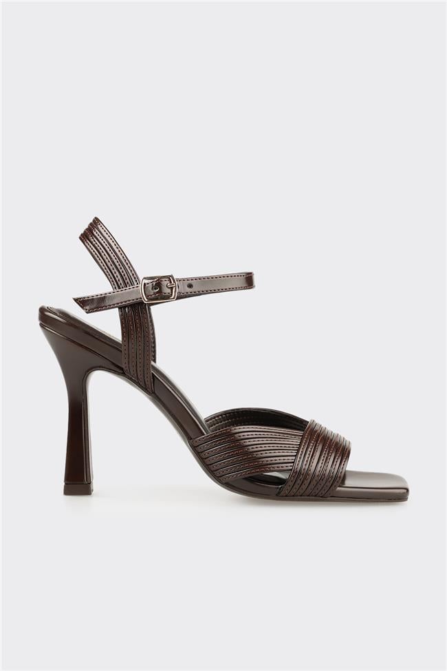 Kahve Kadın Topuklu Sandalet